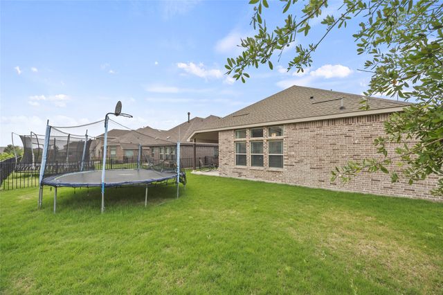 2532 Governors Boulevard, Heath, TX 75126