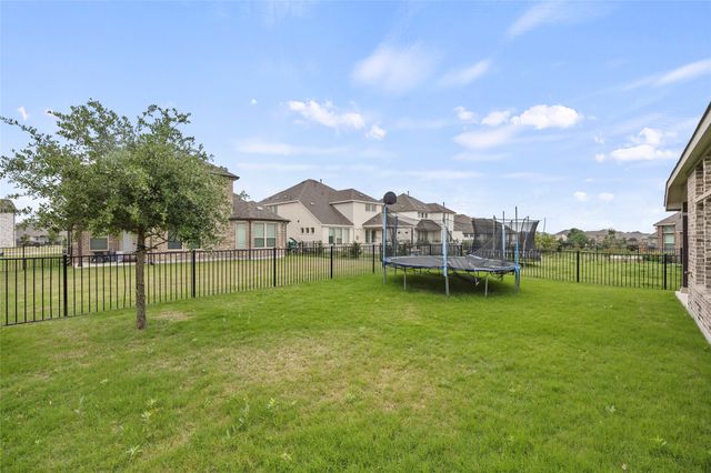 2532 Governors Boulevard, Heath, TX 75126
