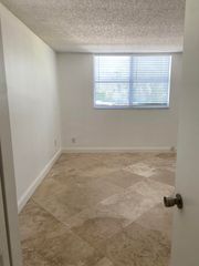 2840 Somerset Drive 105 M, Lauderdale Lakes, FL 33311