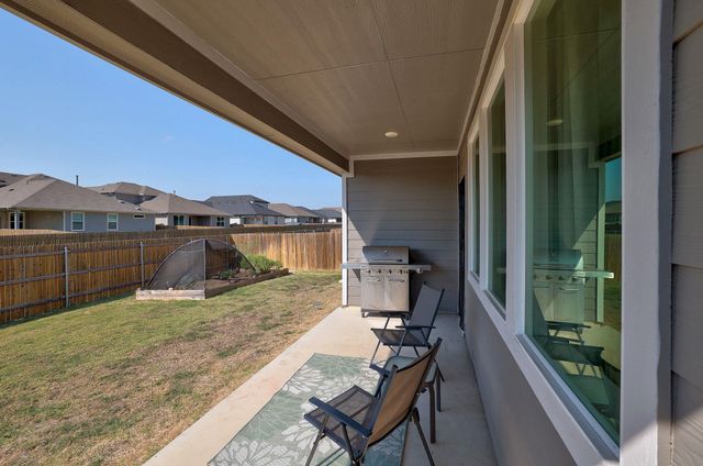 228 Lavaca River LN, Hutto, TX 78634