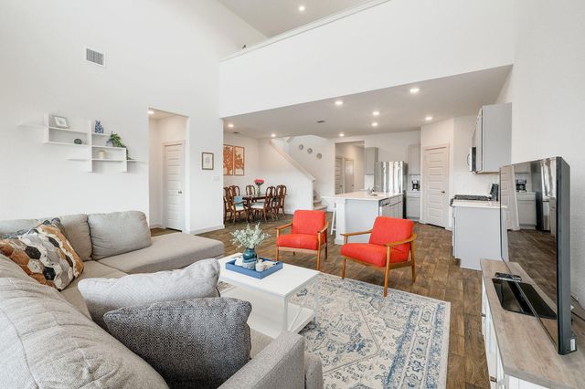 228 Lavaca River LN, Hutto, TX 78634