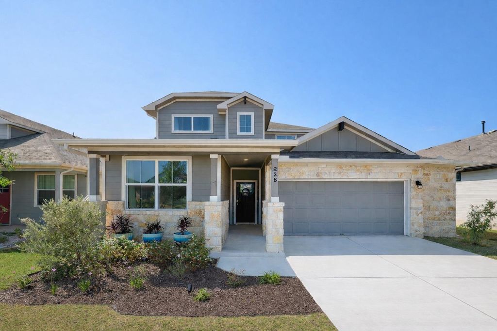 228 Lavaca River LN, Hutto, TX 78634