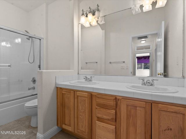 5860 E Hidden Valley Drive, Reno, NV 89502