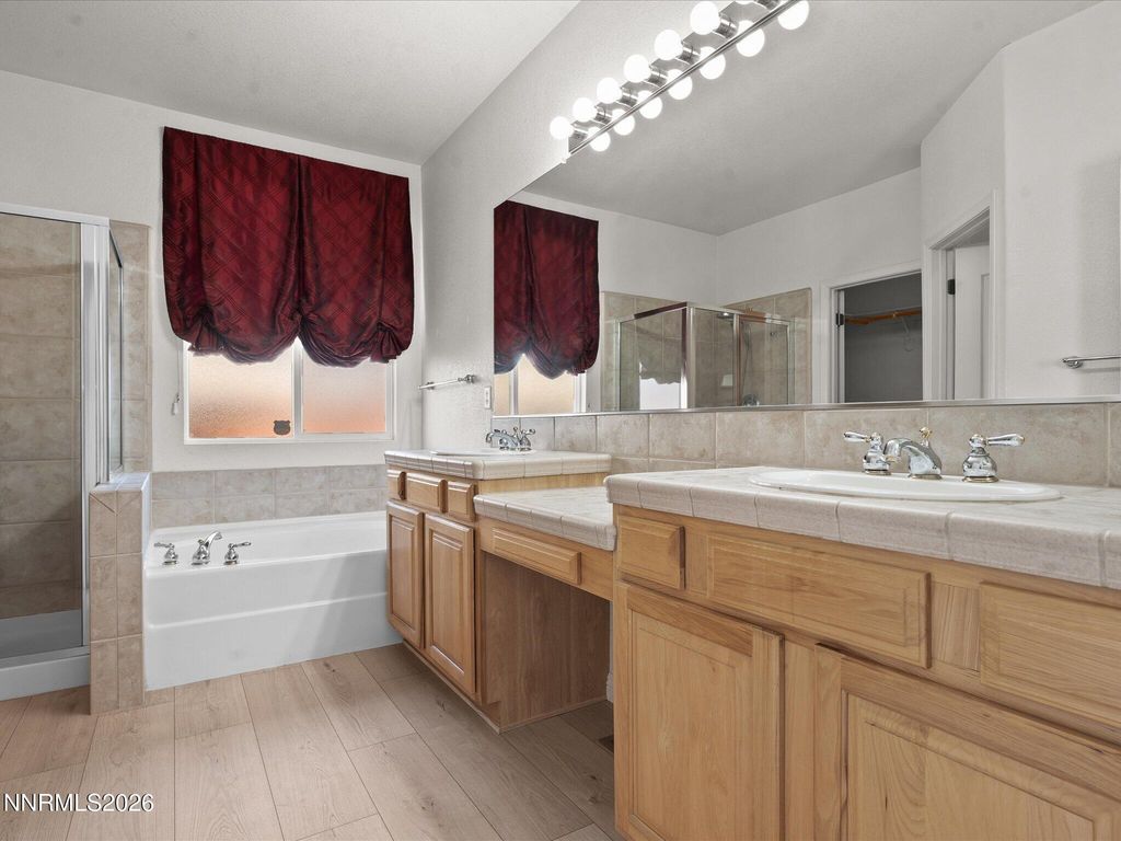 Image 32 of property listing at 5860 E Hidden Valley Drive, Reno, NV 89502