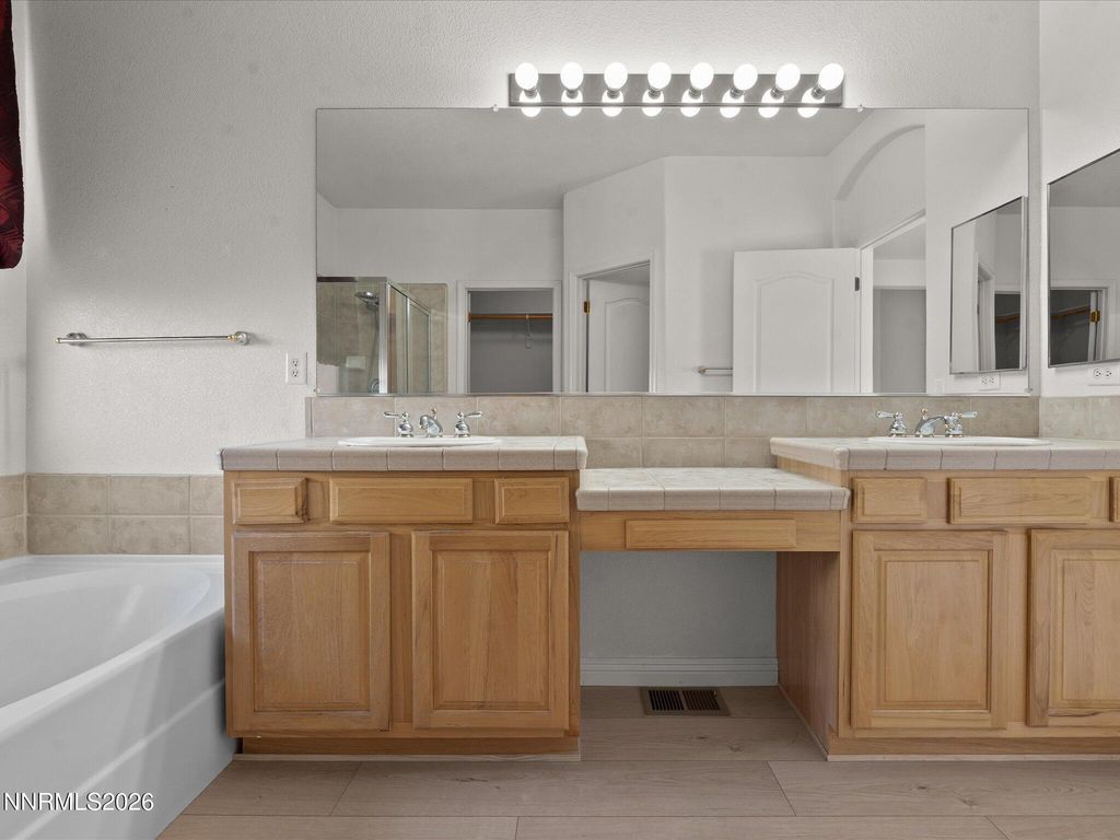 Image 35 of property listing at 5860 E Hidden Valley Drive, Reno, NV 89502