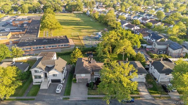 1055 Lawrence Court, North Woodmere, NY 11581