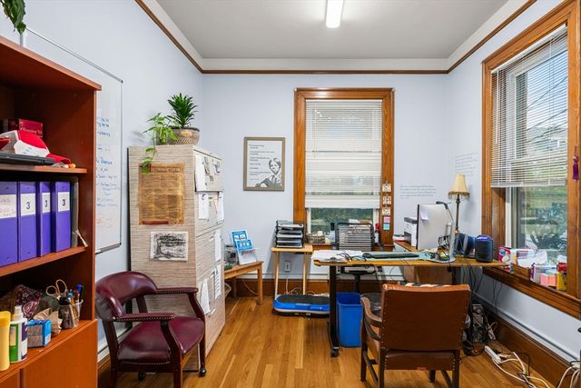 15 Notre Dame Ave, Cambridge, MA 02140