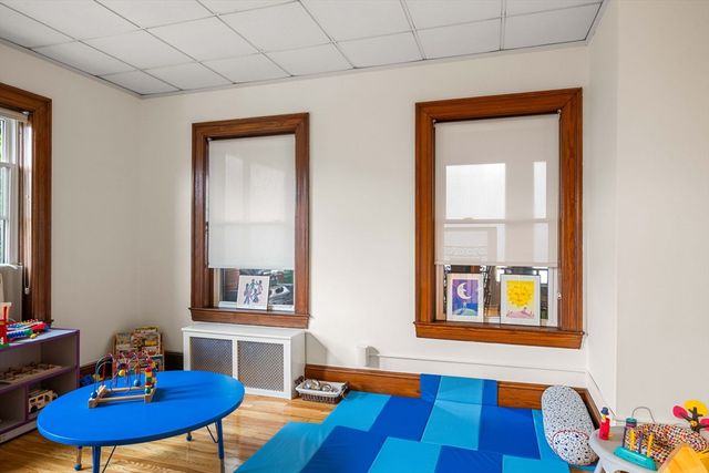 15 Notre Dame Ave, Cambridge, MA 02140