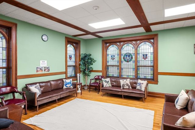 15 Notre Dame Ave, Cambridge, MA 02140