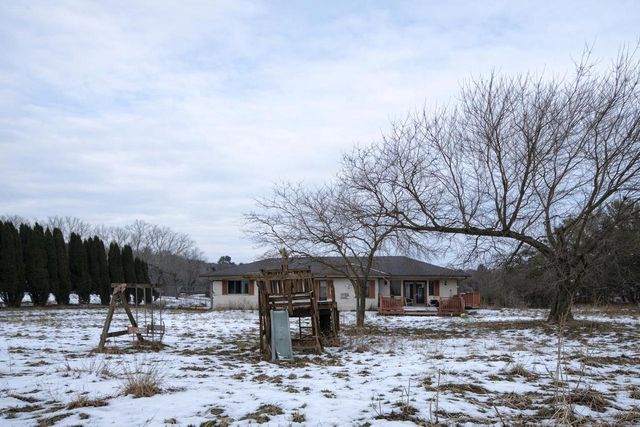 6814 HORSESHOE BEND, Verona, WI 53593