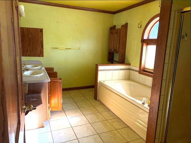 6814 HORSESHOE BEND, Verona, WI 53593