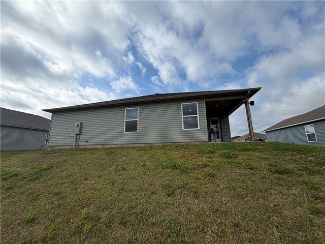 2886 Azurite Street, Fayetteville, AR 72704