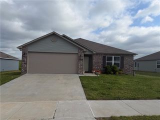 2886 Azurite Street, Fayetteville, AR 72704