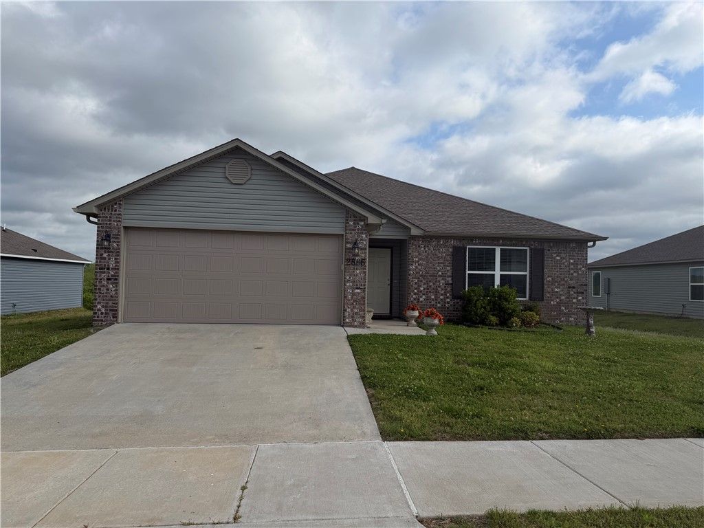 2886 Azurite Street, Fayetteville, AR 72704