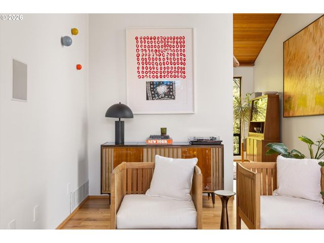 3119 Sw GALE Ave, Portland, OR 97239