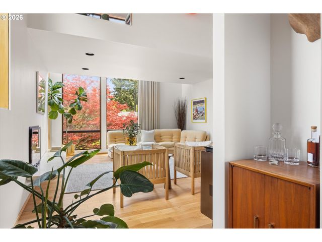 3119 Sw GALE Ave, Portland, OR 97239