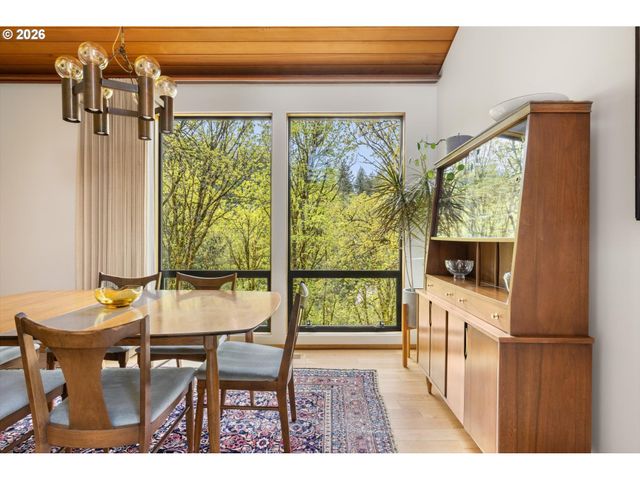 3119 Sw GALE Ave, Portland, OR 97239