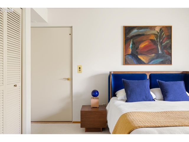 3119 Sw GALE Ave, Portland, OR 97239