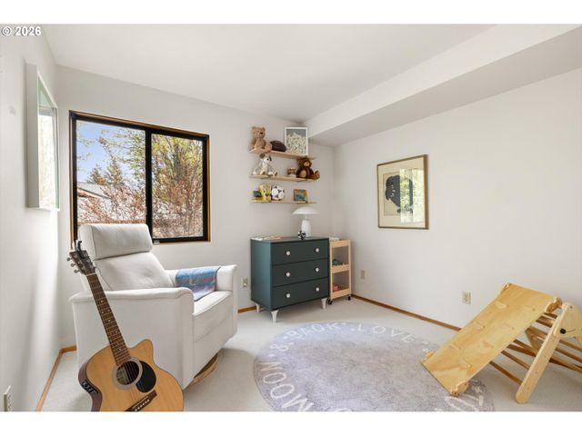 3119 Sw GALE Ave, Portland, OR 97239