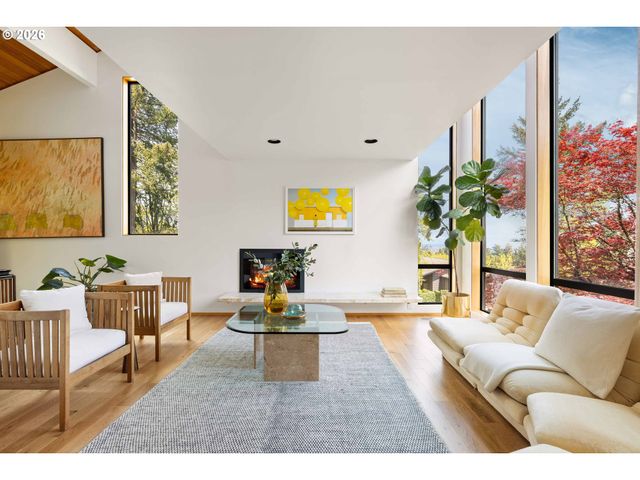 3119 Sw GALE Ave, Portland, OR 97239