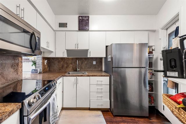 1667 NE Miami Gardens Dr 145, Miami, FL 33179