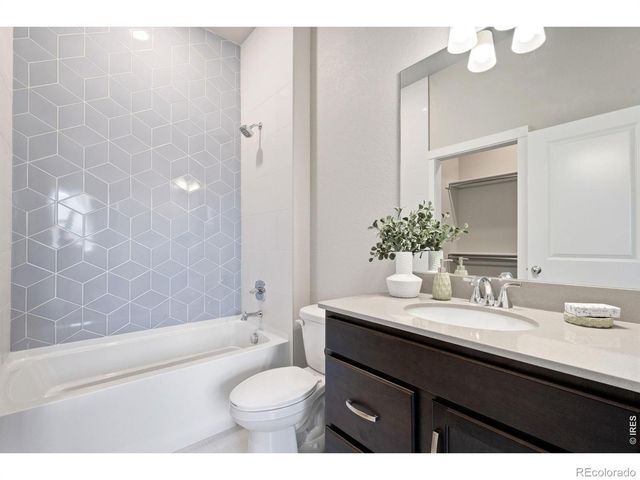 350 High Point Drive 108, Longmont, CO 80504
