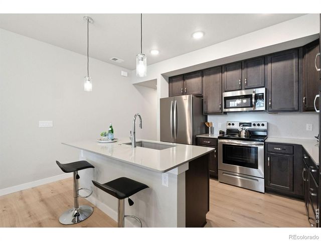 350 High Point Drive 108, Longmont, CO 80504