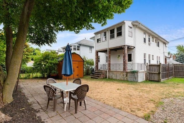 131 Yale St. 1, Medford, MA 02155