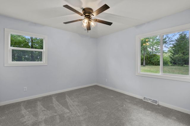 2865 Upper 79th Court E, Inver Grove Heights, MN 55076