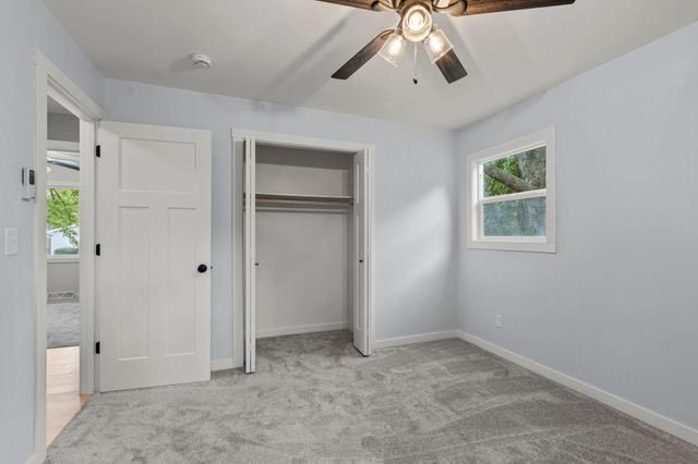 2865 Upper 79th Court E, Inver Grove Heights, MN 55076