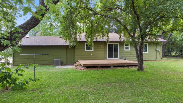 2865 Upper 79th Court E, Inver Grove Heights, MN 55076