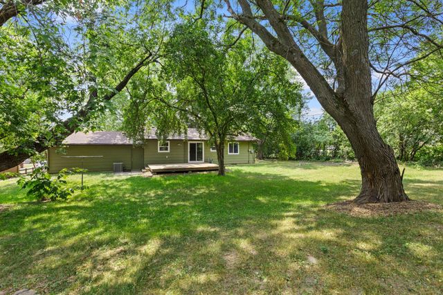 2865 Upper 79th Court E, Inver Grove Heights, MN 55076
