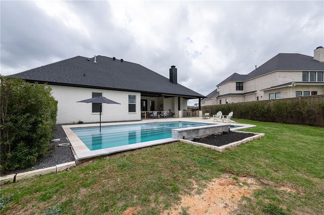 2205 Joe Will Drive, College Station, TX 77845