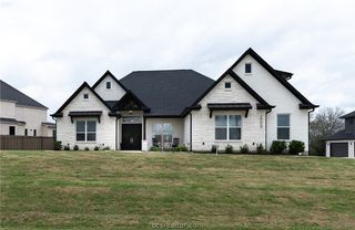 2205 Joe Will Drive, College Station, TX 77845