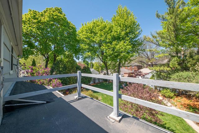 8022 Jackson Park BOULEVARD, Wauwatosa, WI 53213