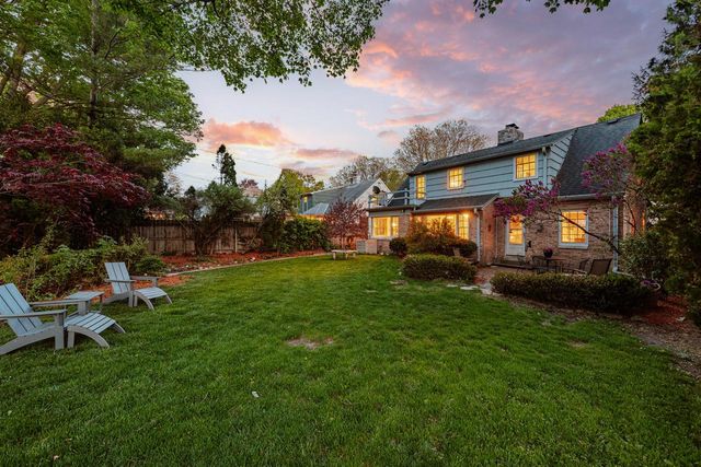 8022 Jackson Park BOULEVARD, Wauwatosa, WI 53213