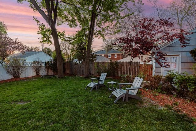 8022 Jackson Park BOULEVARD, Wauwatosa, WI 53213