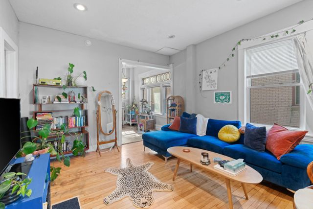 2305 Garfield Avenue, Minneapolis, MN 55405