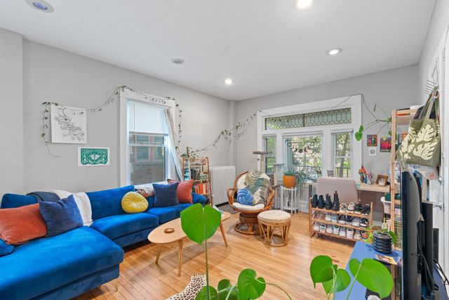 2305 Garfield Avenue, Minneapolis, MN 55405