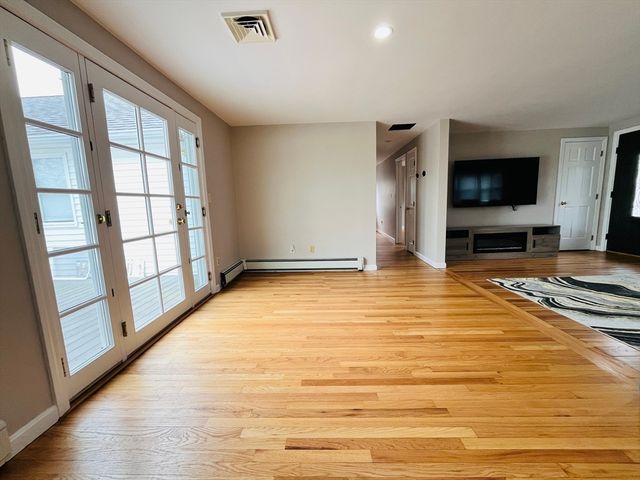 28 Etna Rd, Dedham, MA 02026