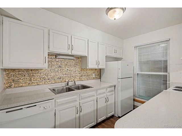 11819 E Canal Dr, Aurora, CO 80011