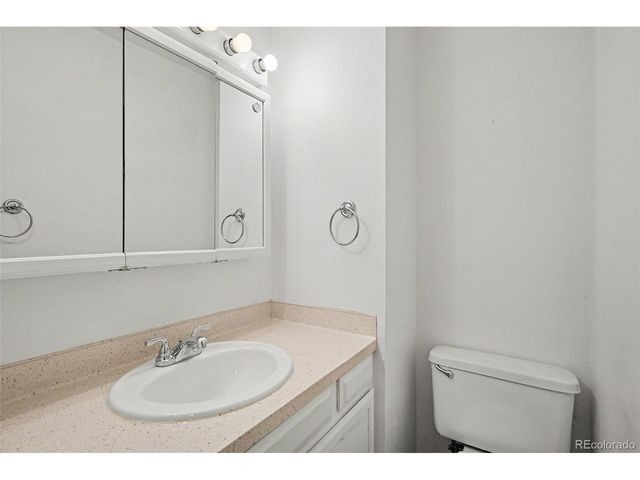 11819 E Canal Dr, Aurora, CO 80011