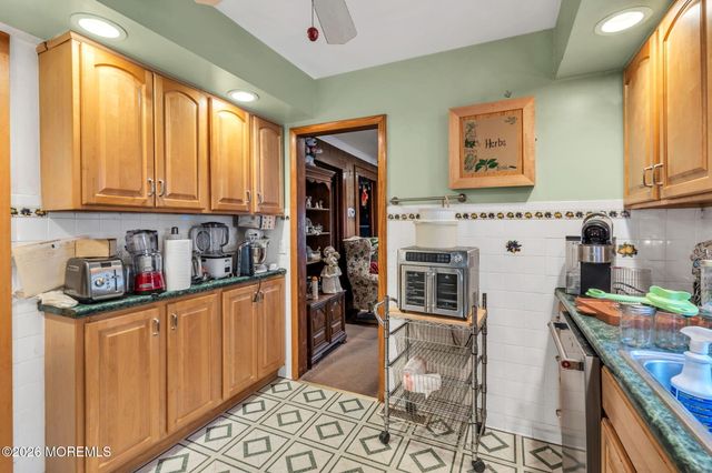 145 Cable Avenue, Beachwood, NJ 08722