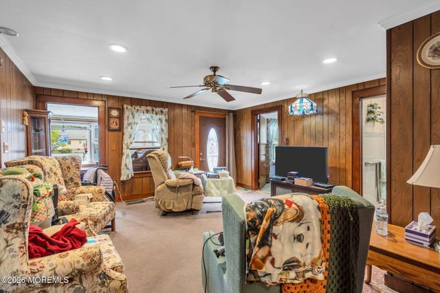 145 Cable Avenue, Beachwood, NJ 08722