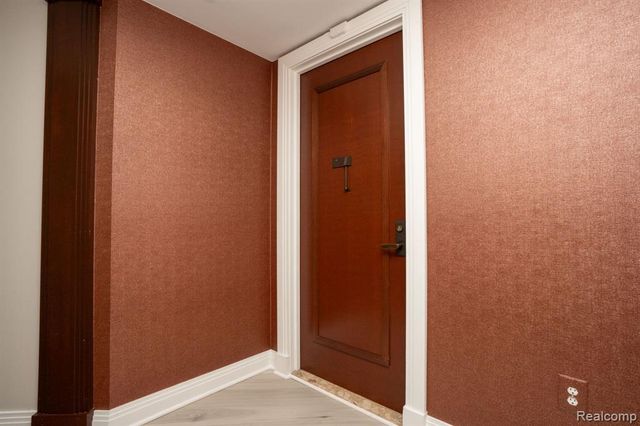 1001 Jefferson Avenue 300-14J, Detroit, MI 48226