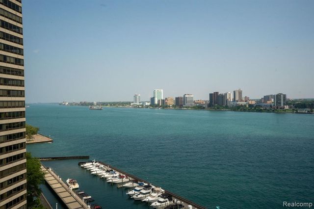 1001 Jefferson Avenue 300-14J, Detroit, MI 48226