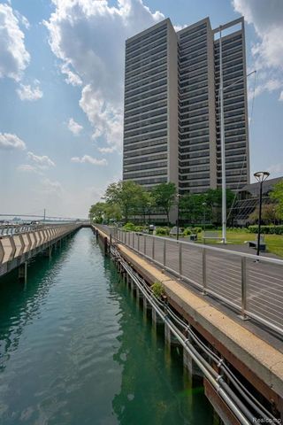 1001 Jefferson Avenue 300-14J, Detroit, MI 48226