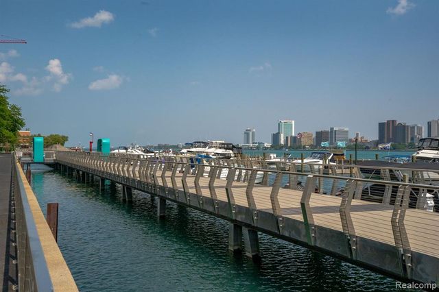 1001 Jefferson Avenue 300-14J, Detroit, MI 48226