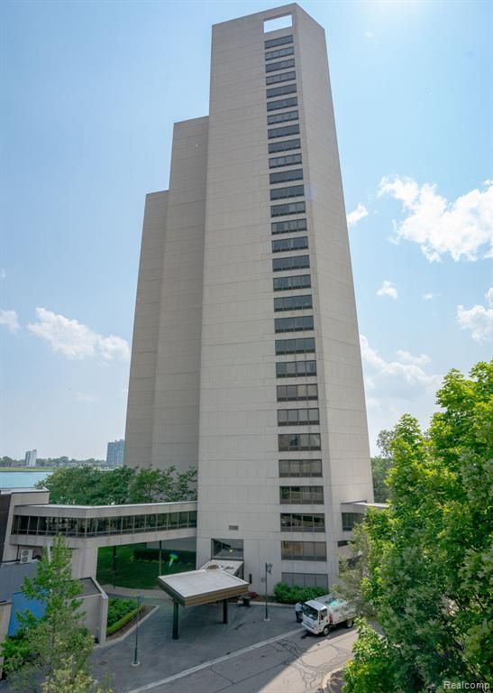 1001 Jefferson Avenue 300-14J, Detroit, MI 48226