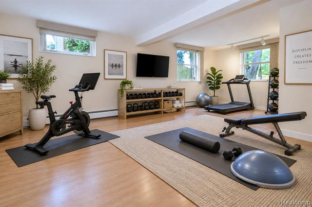 833 Fieldstone Court, Rochester Hills, MI 48309
